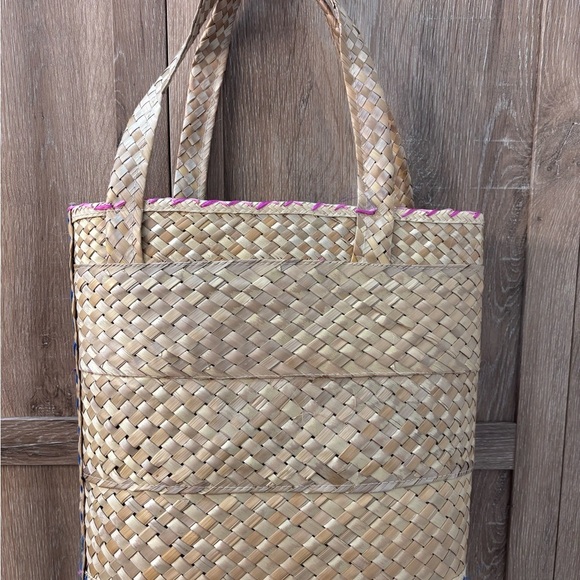 Pink Floral Woven Tote Bag - Picture 5 of 6
